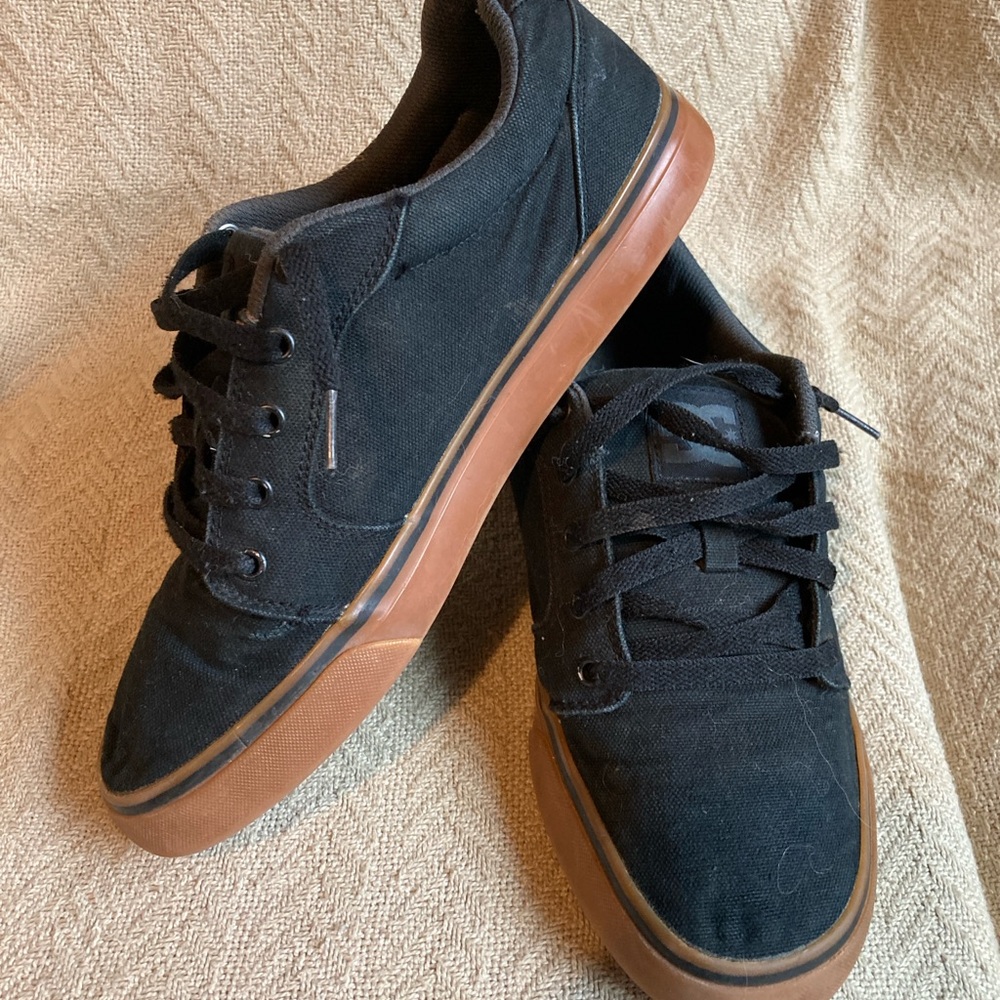 DC Anvil Canvas Skateboard Shoe